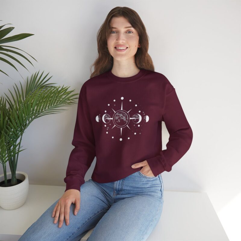 Moon Graphic Sweatshirt - Image 33