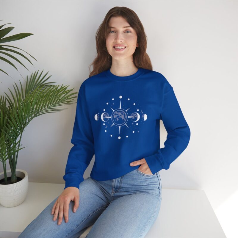 Moon Graphic Sweatshirt - Image 44